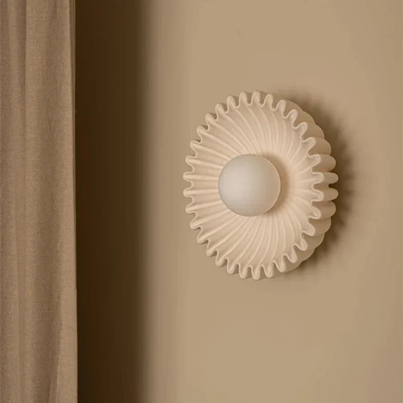 Kalvira Wall Lamp