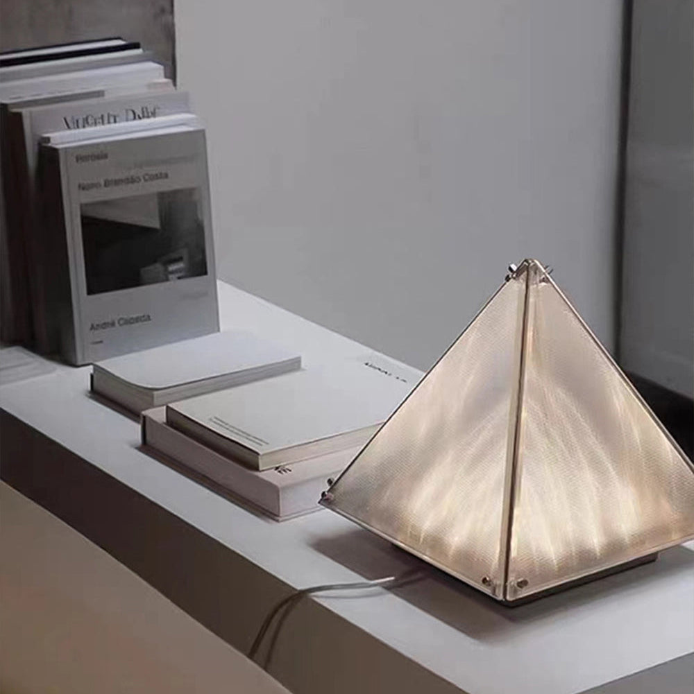 Kalvova Table Lamp