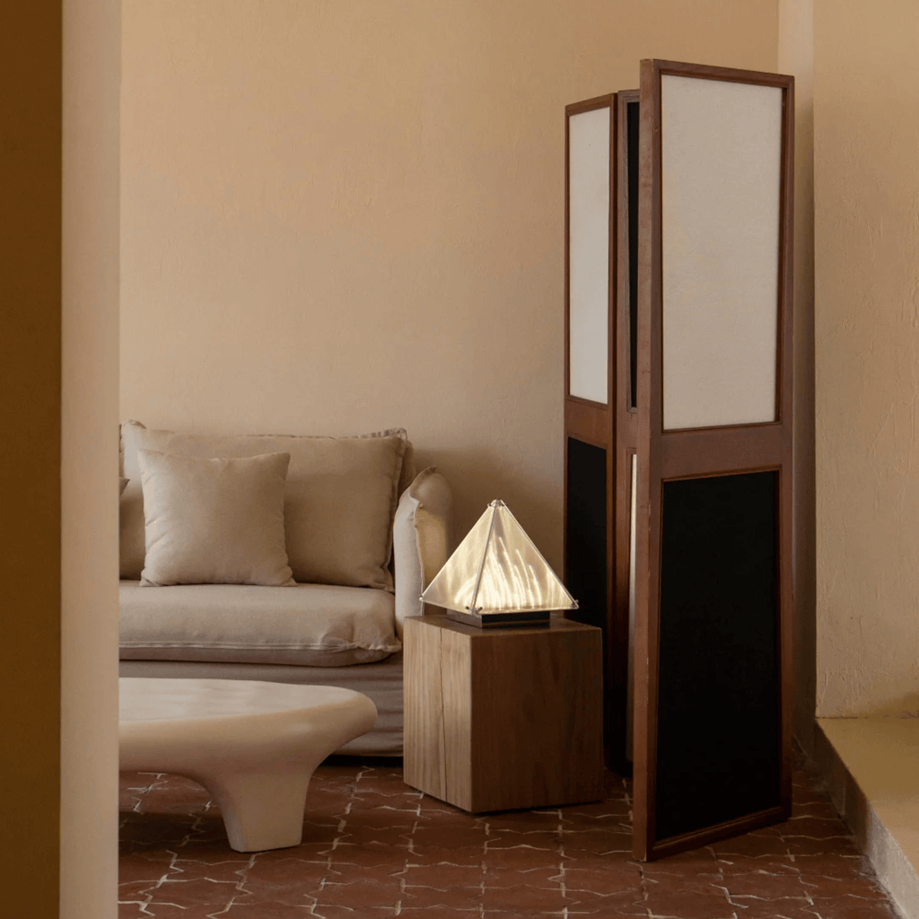 Kalvova Table Lamp