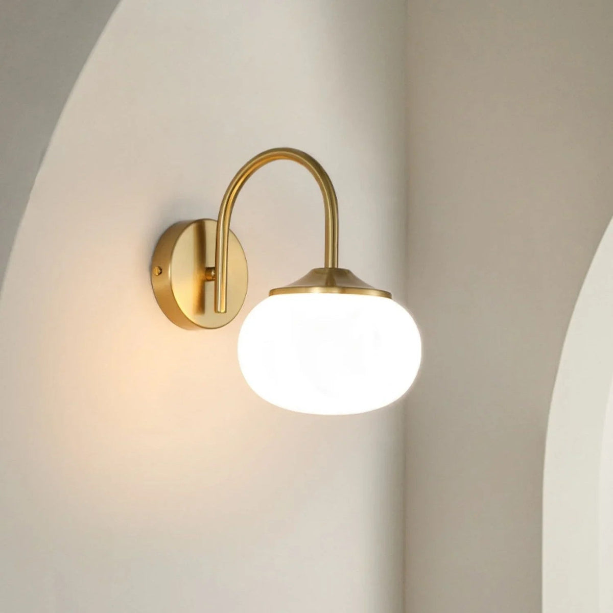 Kalvova Wall Lamp