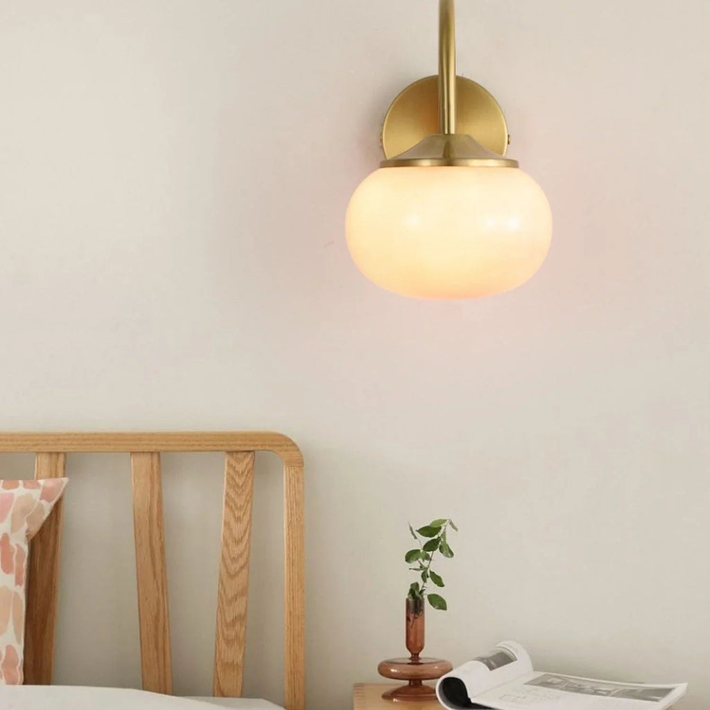Kalvova Wall Lamp
