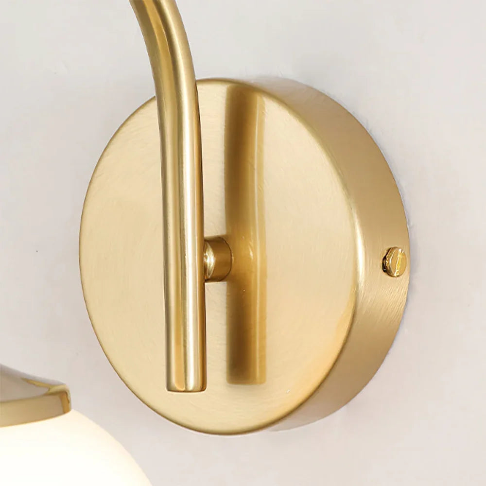 Kalvova Wall Lamp