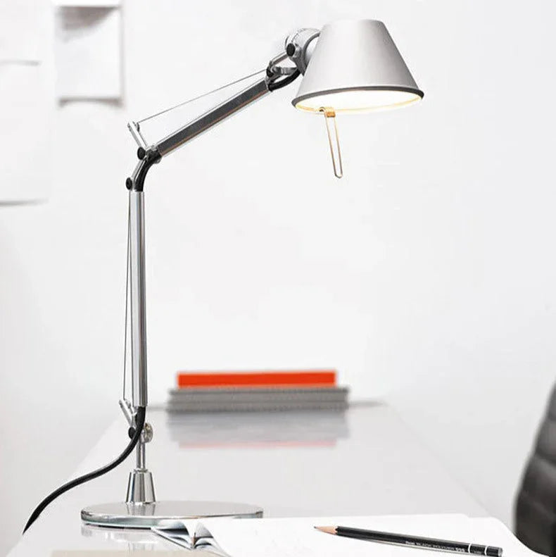 Kerfvia Table Lamp