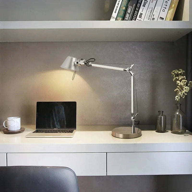 Kerfvia Table Lamp