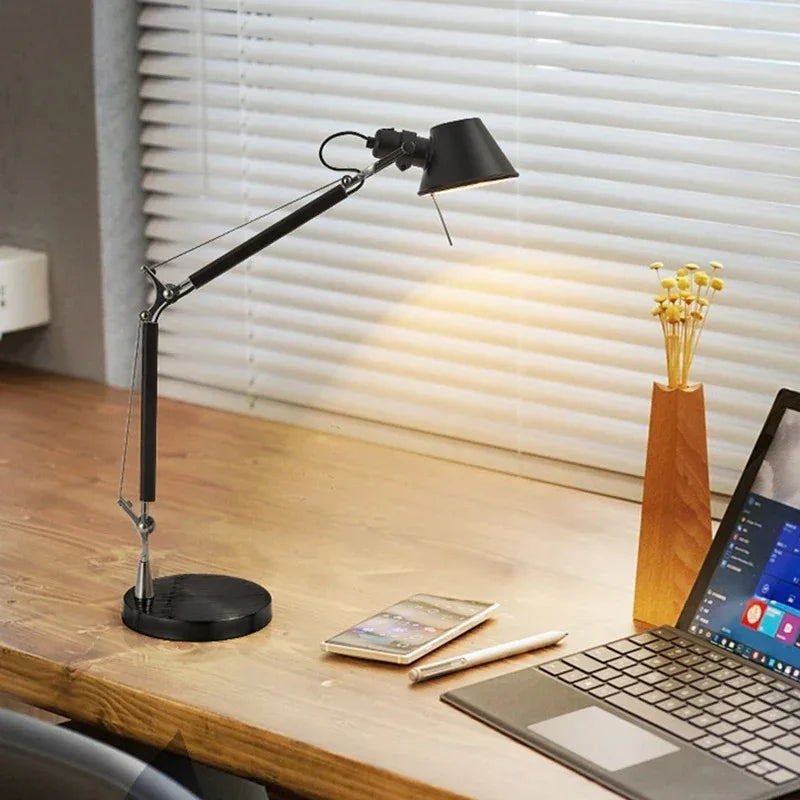 Kerfvia Table Lamp