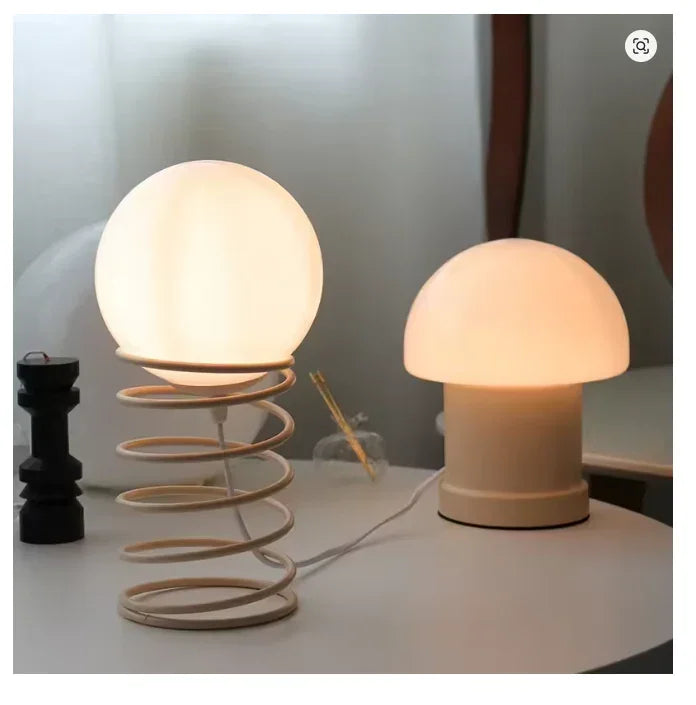 Kerlelta Table Lamp