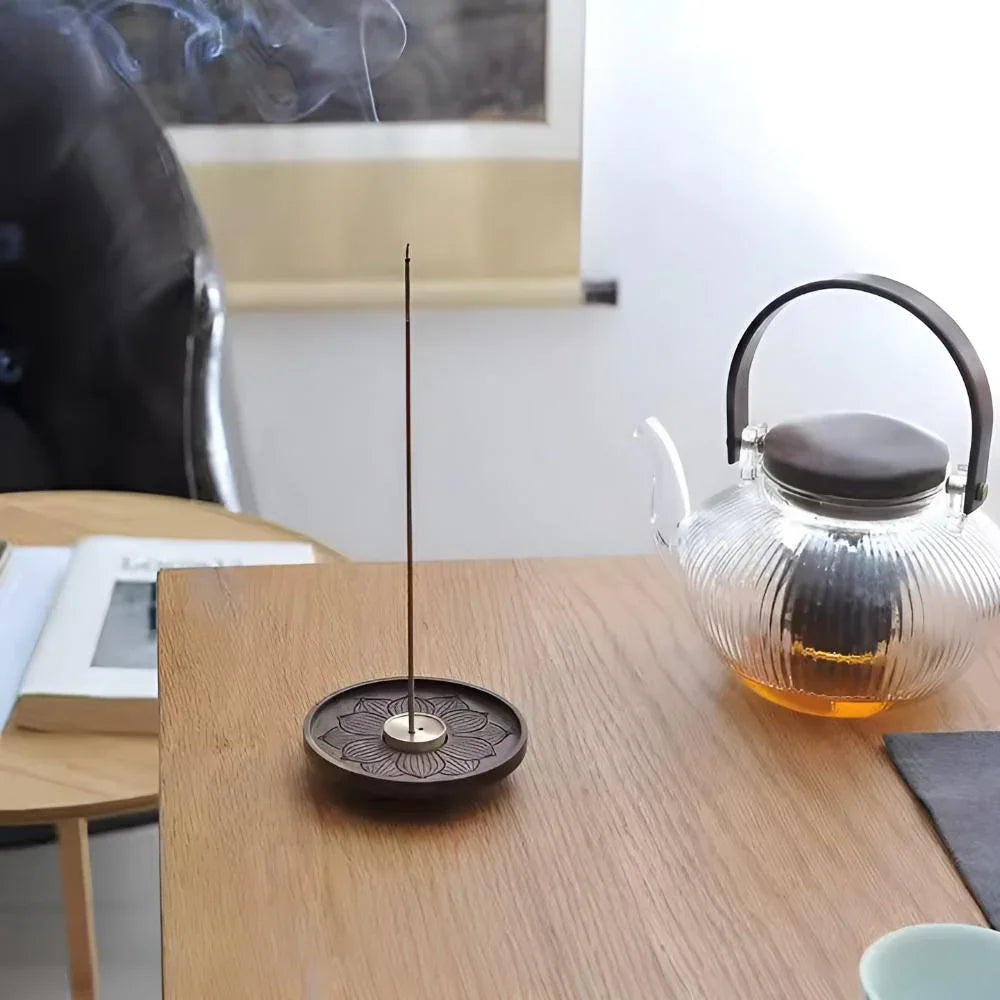 Kerndando Incense Holder