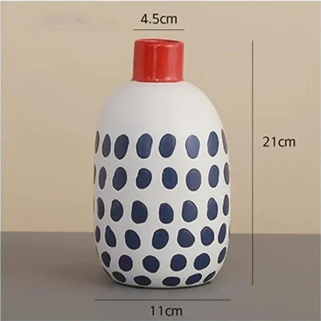 Kerndando Vase