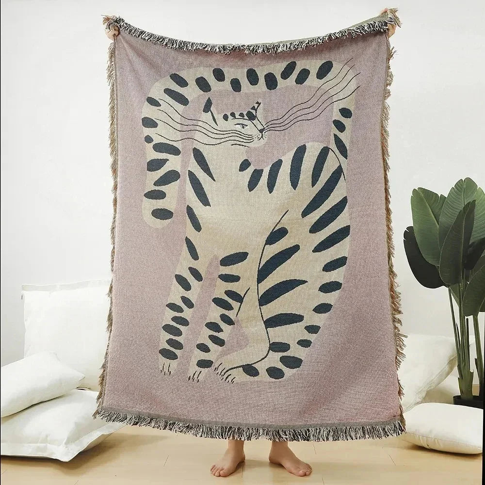 Linfola Throw Blanket
