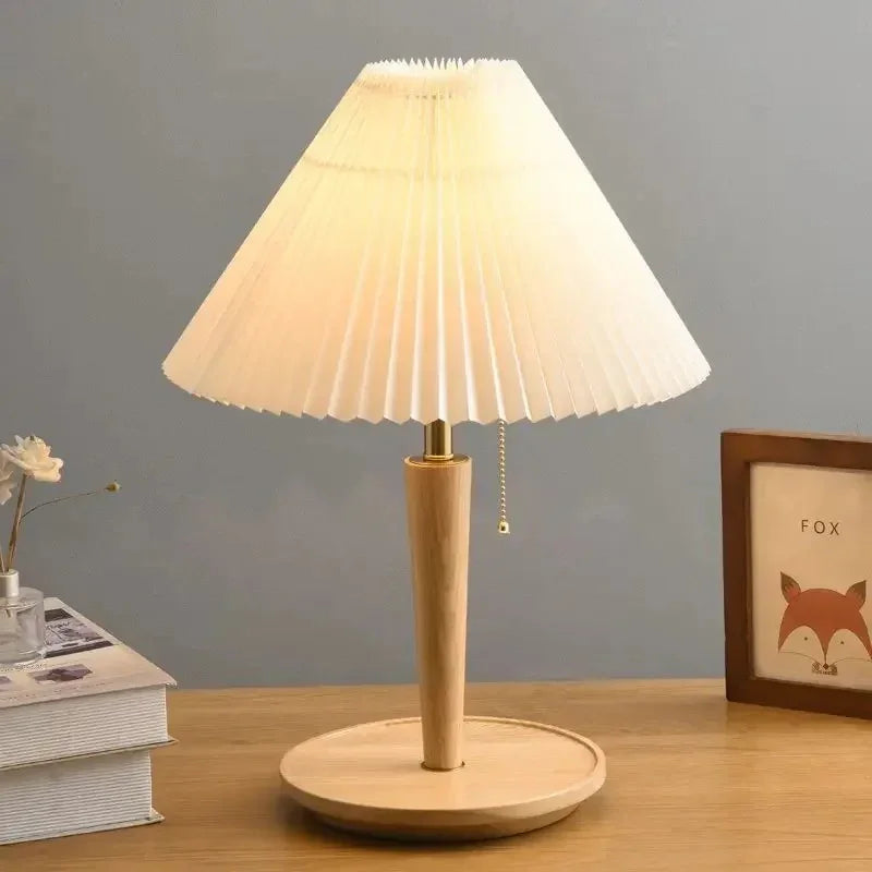 Linria Table Lamp