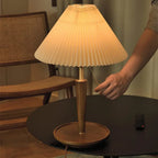 Linria Table Lamp