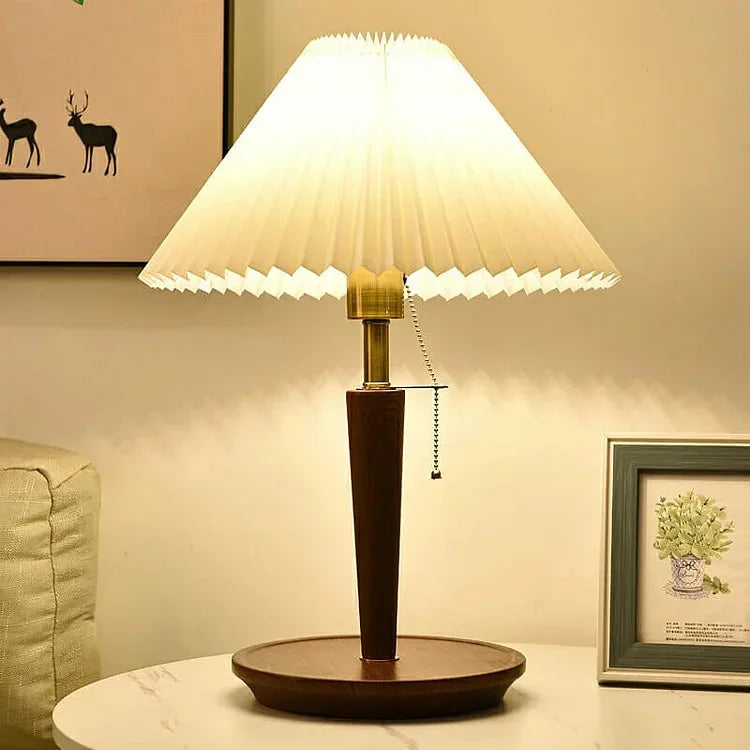 Linria Table Lamp