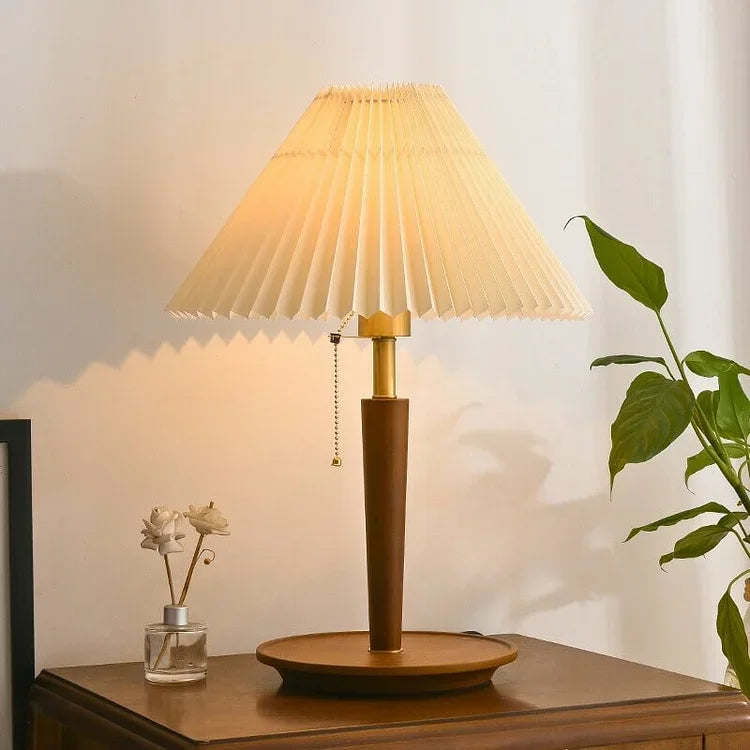 Linria Table Lamp
