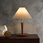 Linria Table Lamp