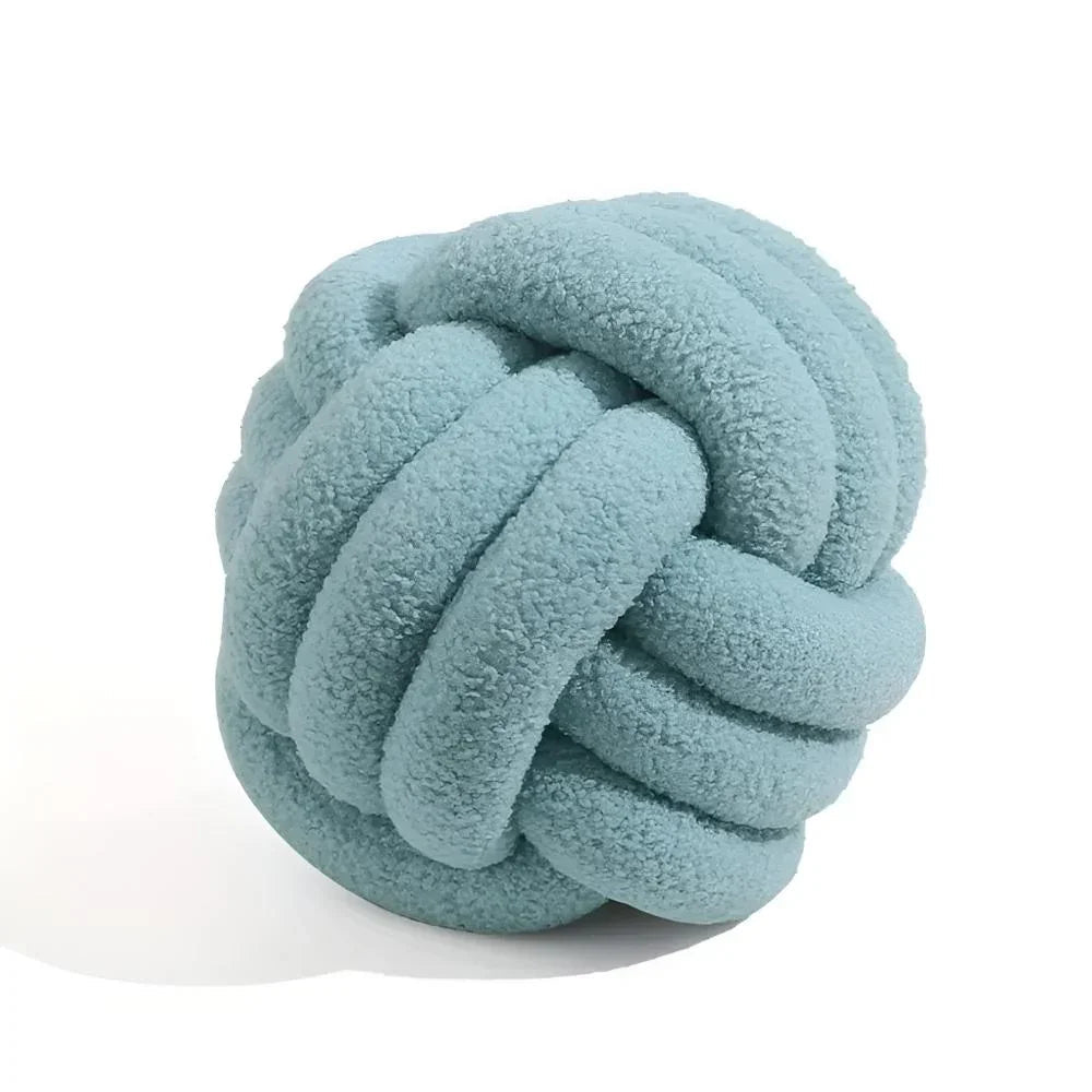 Linsova Pillow
