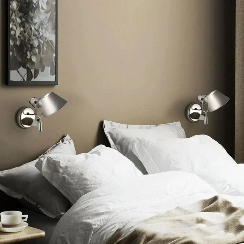 Lorbova Adjustable Wall Lamp