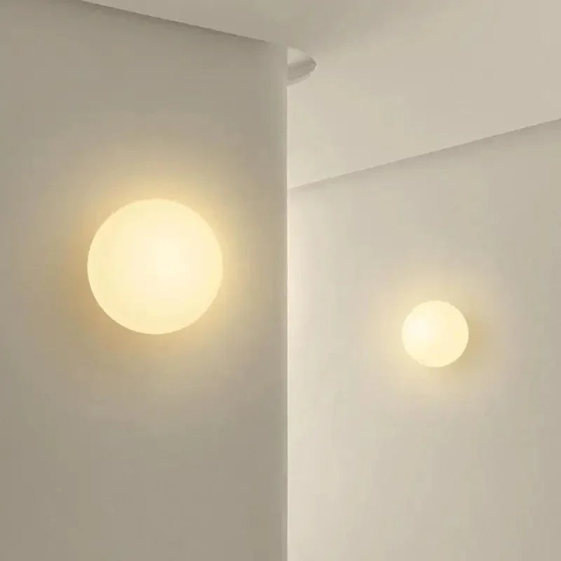 Lorbova Glass Wall Lamp