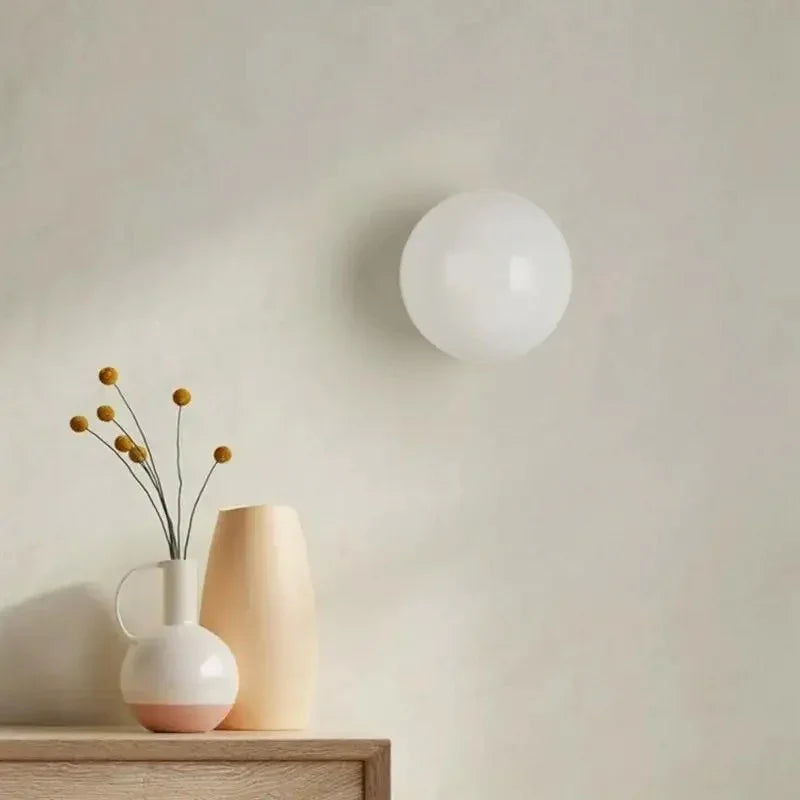 Lorbova Glass Wall Lamp