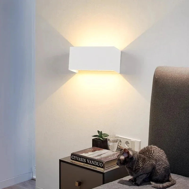 Lorbova LED Wall Lamp