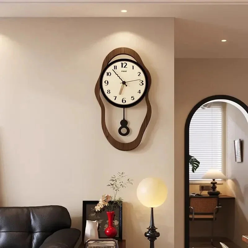 Lorbunda Wall Clock
