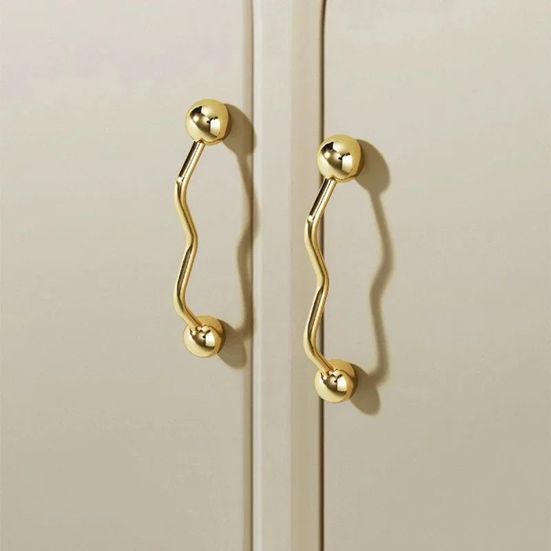 Lormoda Cabinet Hardware
