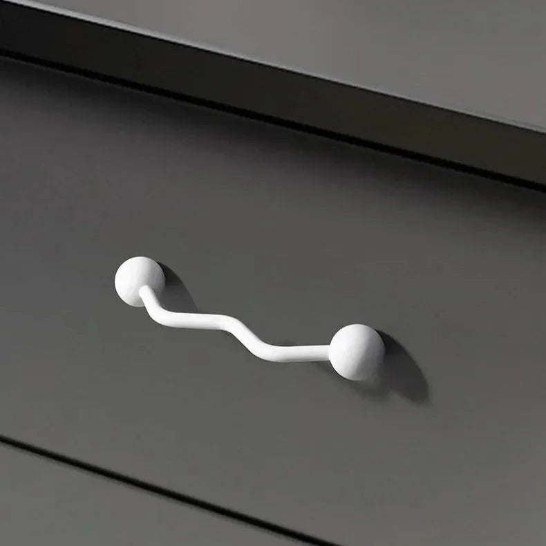 Lormoda Cabinet Hardware