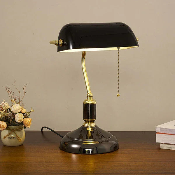 Lorndona Glass Table Lamp