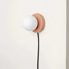 Lorvunda Wall Lamp