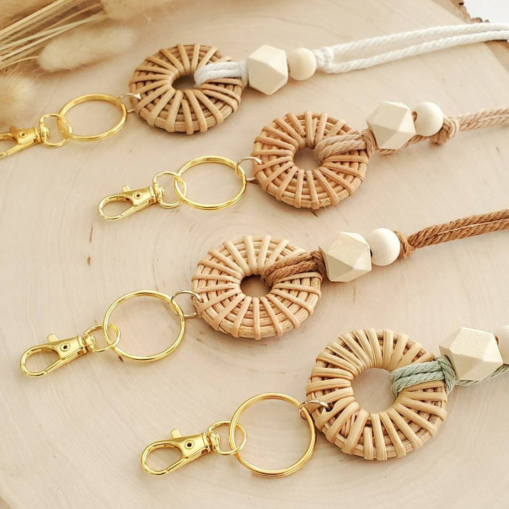 Macrame Keychain Holder | TheKanta