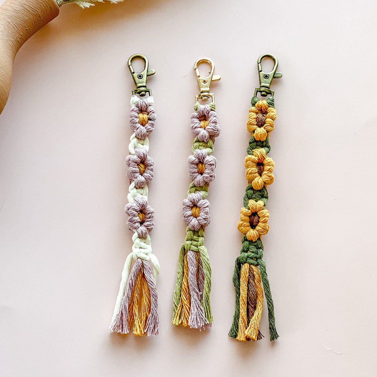 Macrame Tassel Keychain | TheKanta