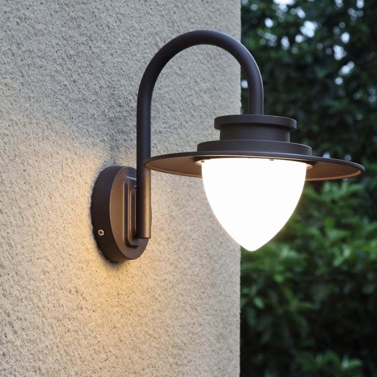 Marara Outdoor Wall Light