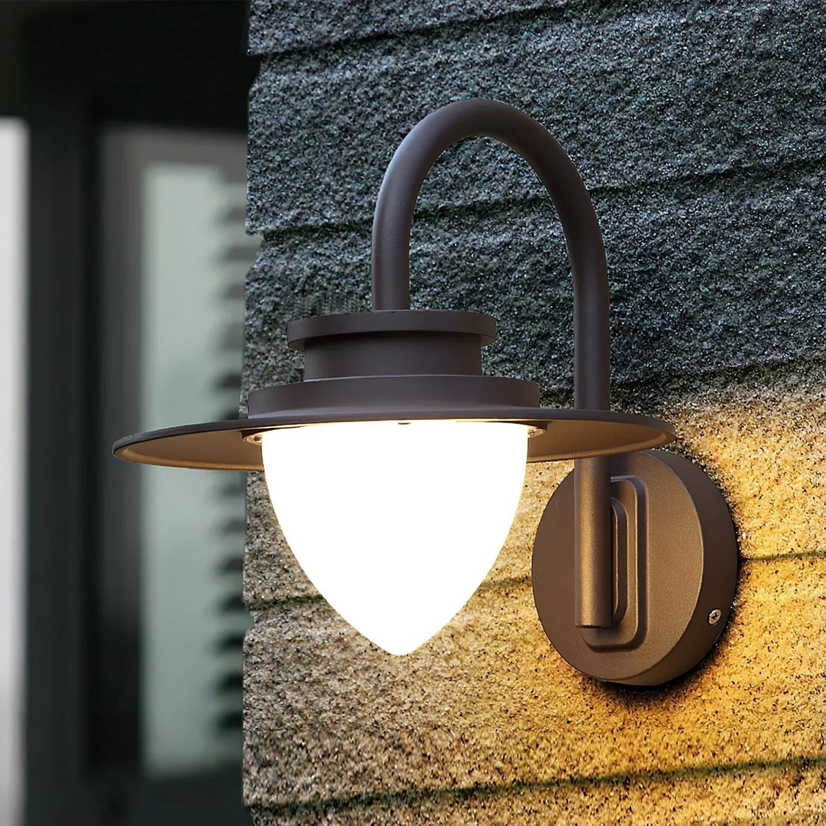 Marara Outdoor Wall Light