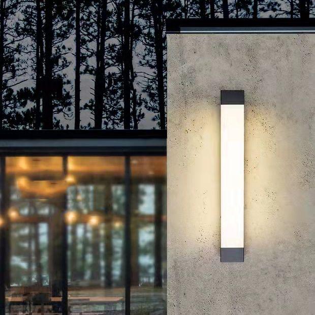 Melbina LED Wall Light