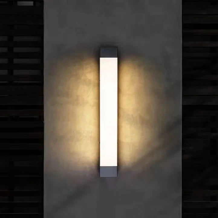 Melbina LED Wall Light