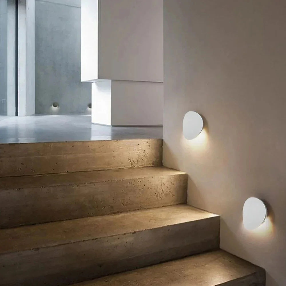 Melndarno Outdoor Wall Lamp