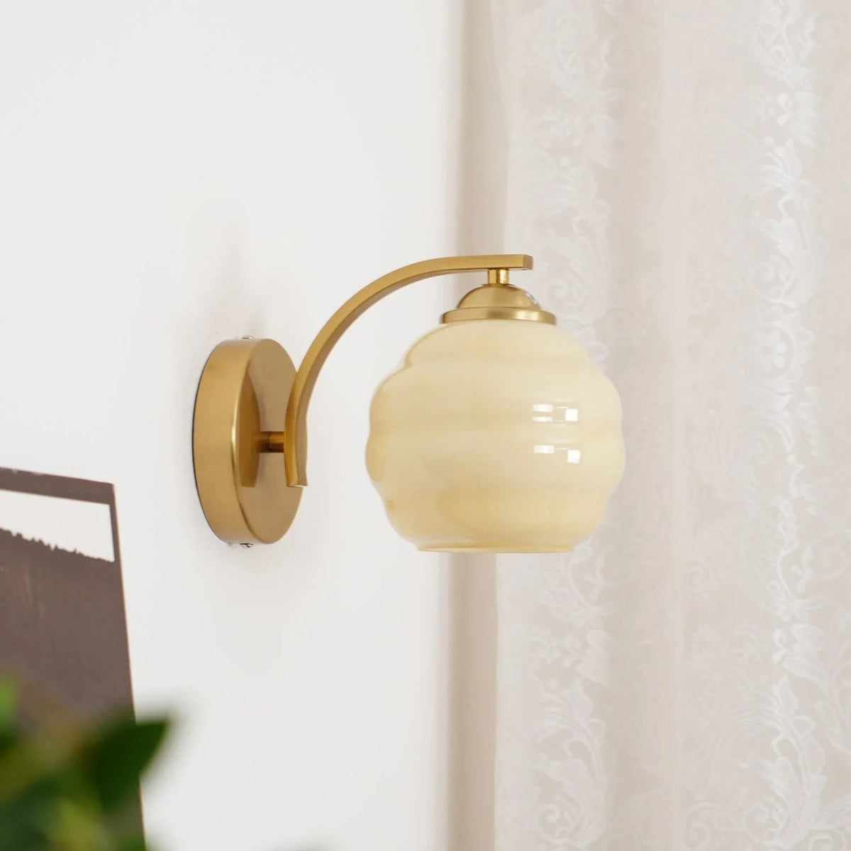 Melndia Art Deco Wall Fixture