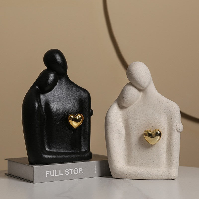 Modern Family Sculpture | TheKanta