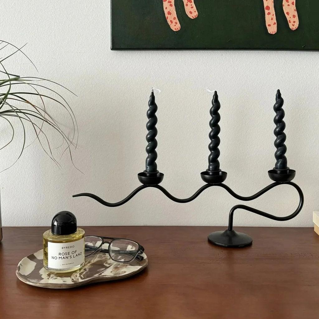 Nelvisa Candle Holder