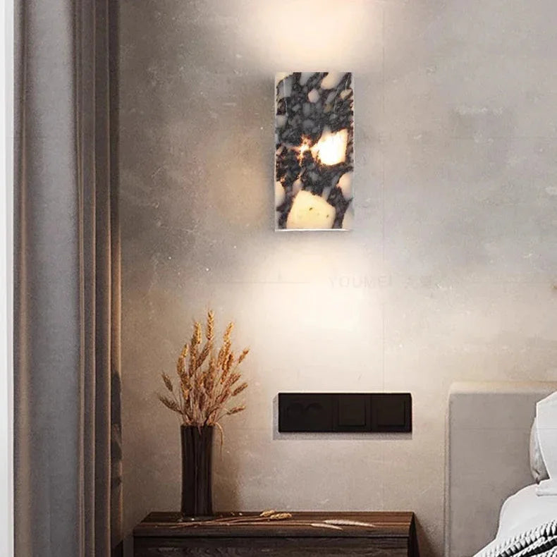 Nelvuna Wall Lamp