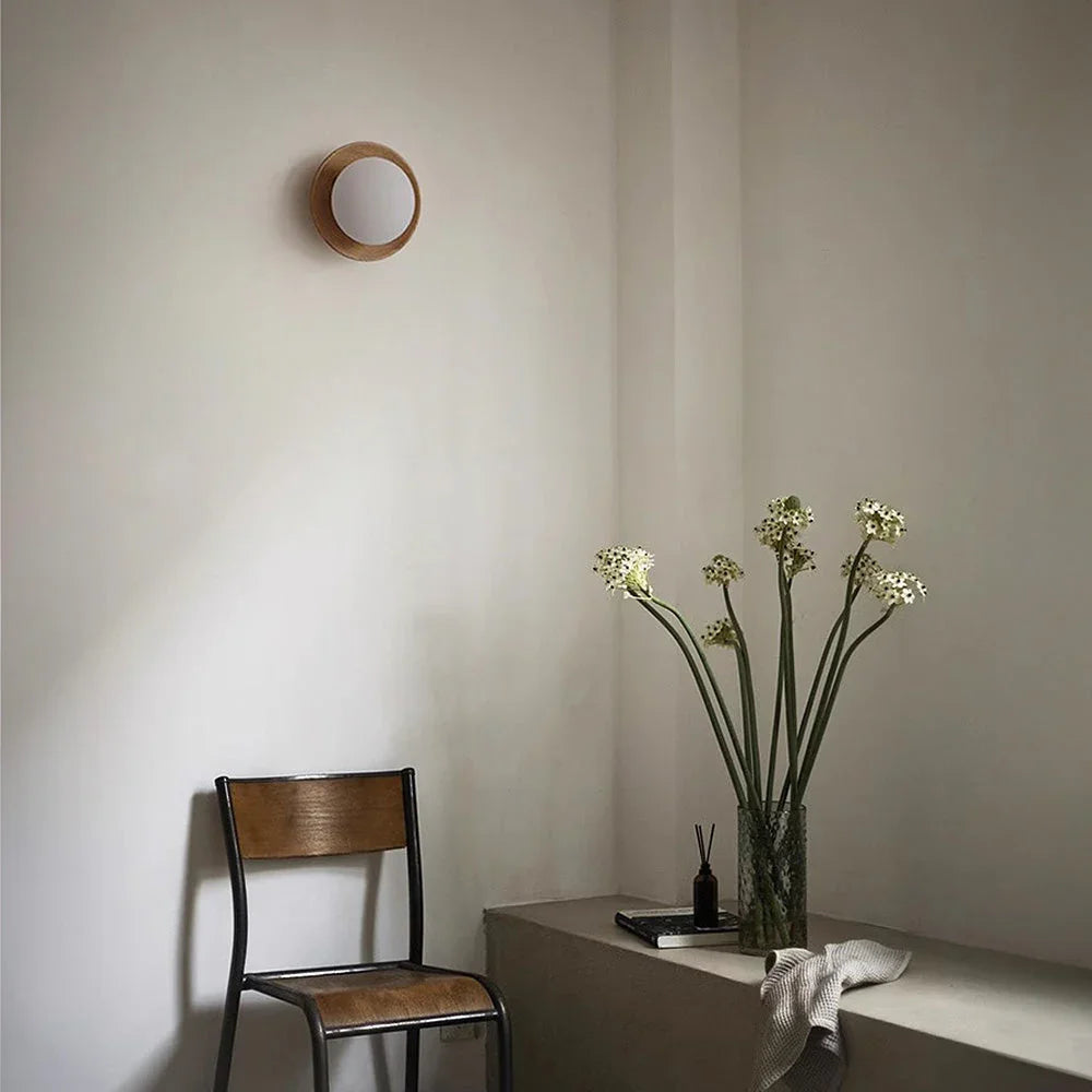 Nelvura Wall Light