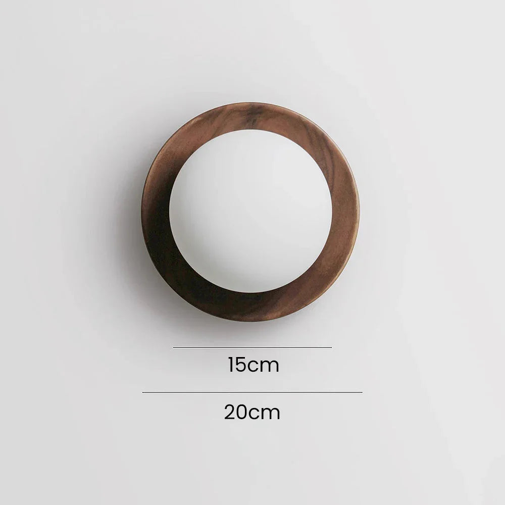 Nelvura Wall Light