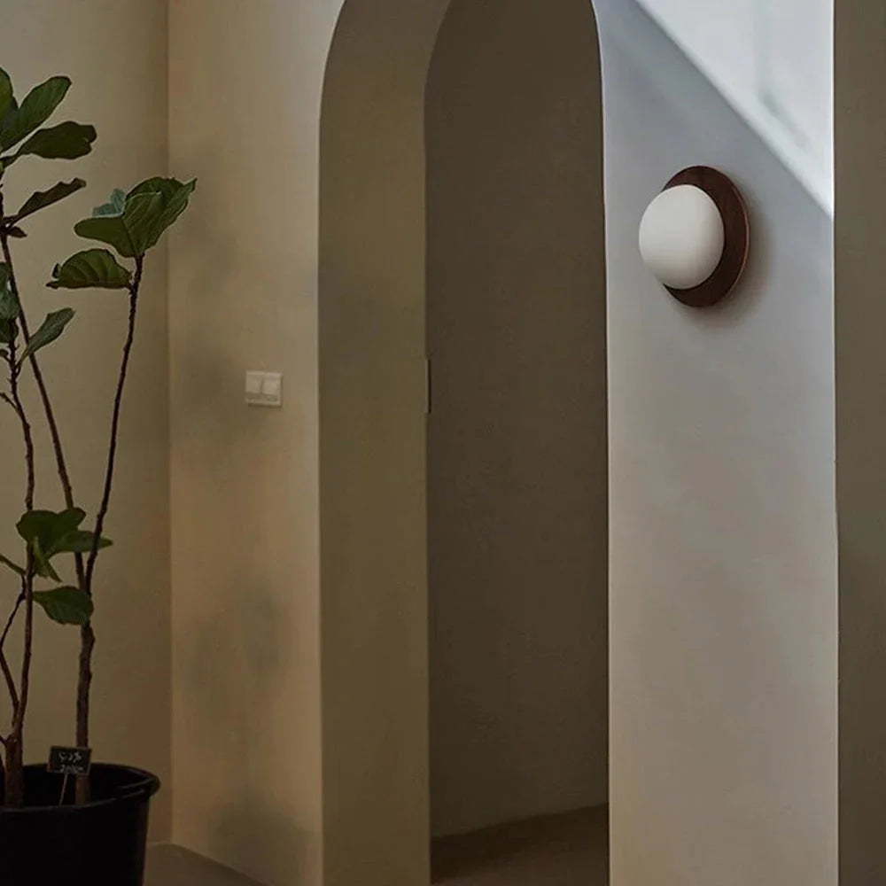 Nelvura Wall Light