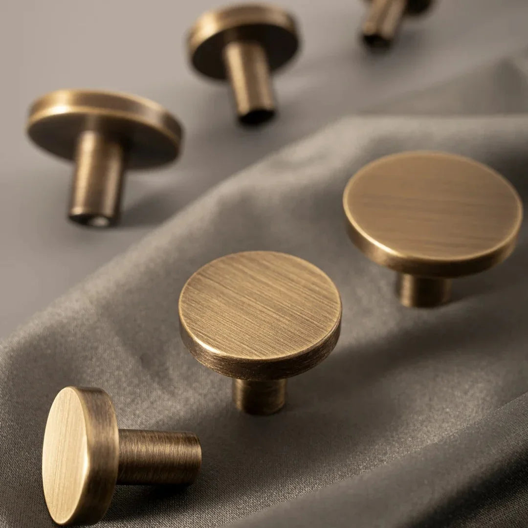 Nelynta Cabinet Knobs & Handles