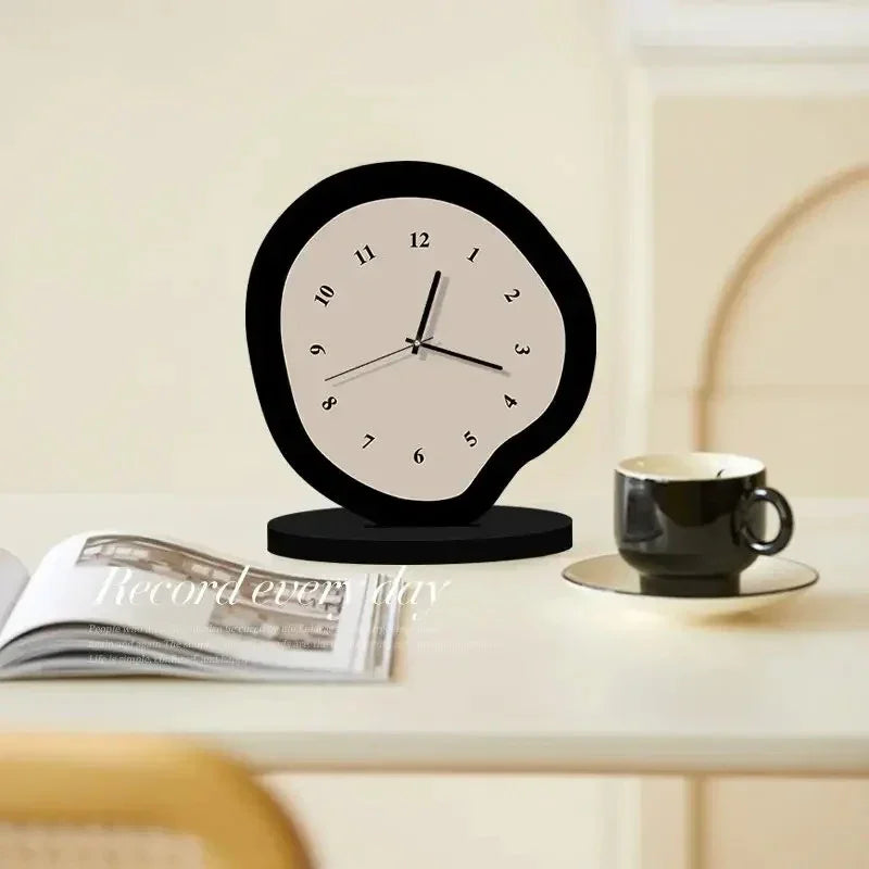 Nordossa Table Clock