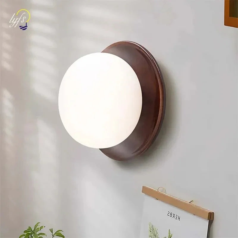 Noreda Wall Lamp