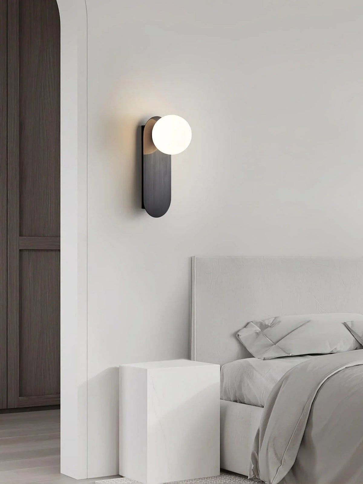 Oldoda Globe Wall Sconce