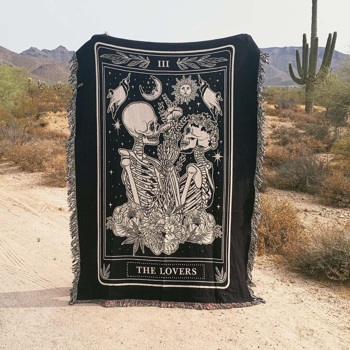 Oltoma Throw Blanket