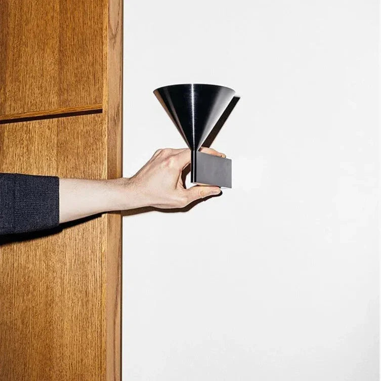 Pelfarno Wall Lamp
