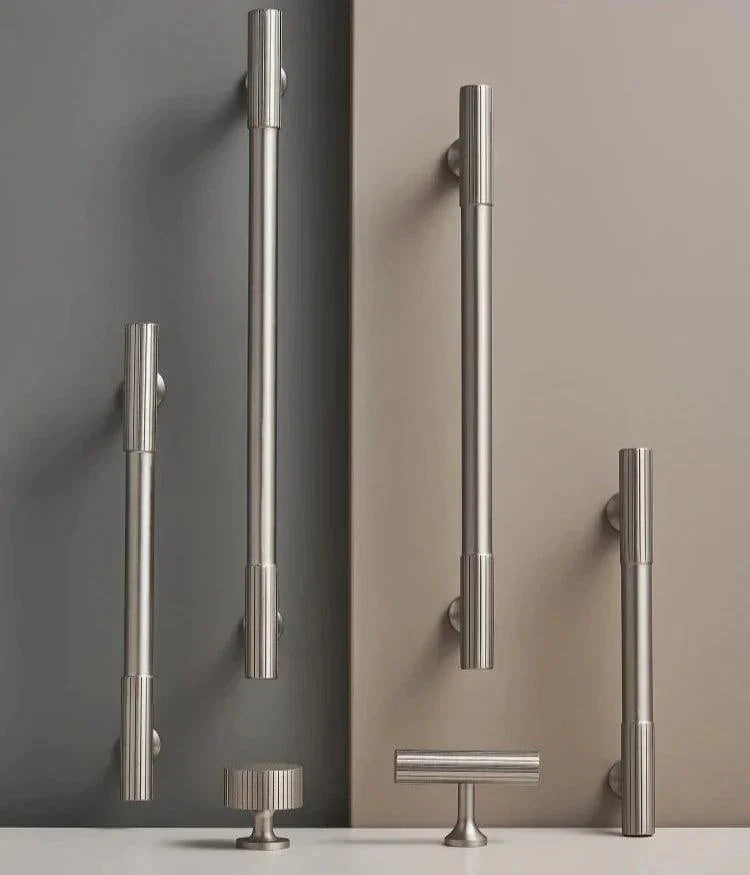 Pelmura Knobs