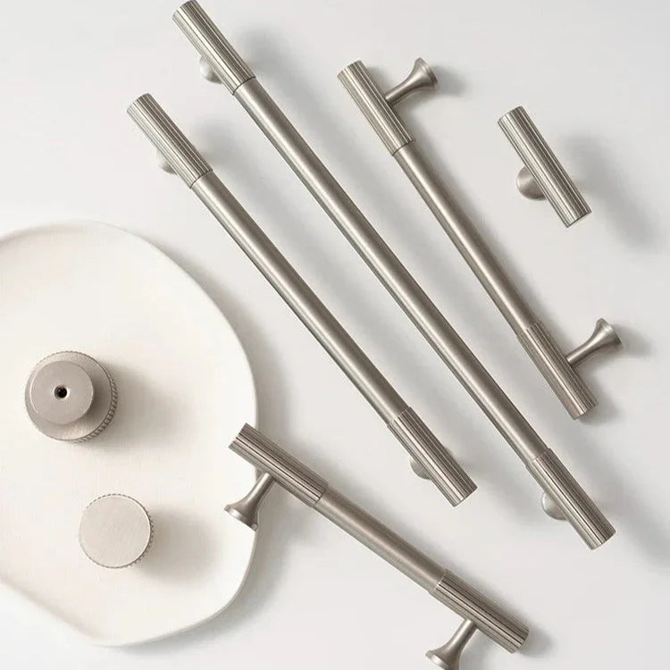 Pelmura Knobs